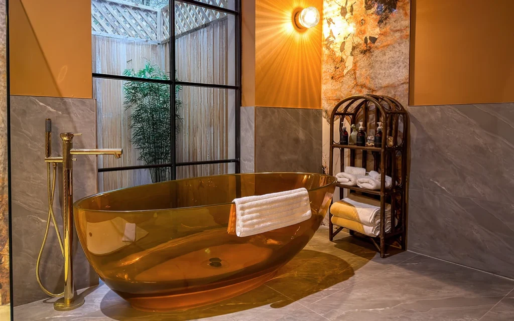 Liosalden Glade Bath