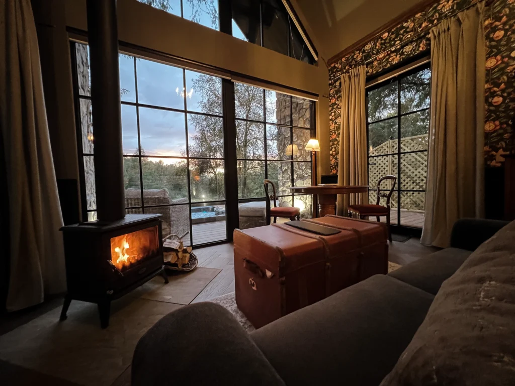 GH_V1_Sith_Thicket_SittingA