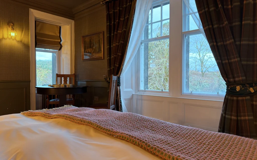 GH_Ghillie_Dhu_Bed1