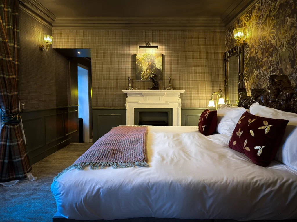 GH_Ghillie_Dhu_Bed2